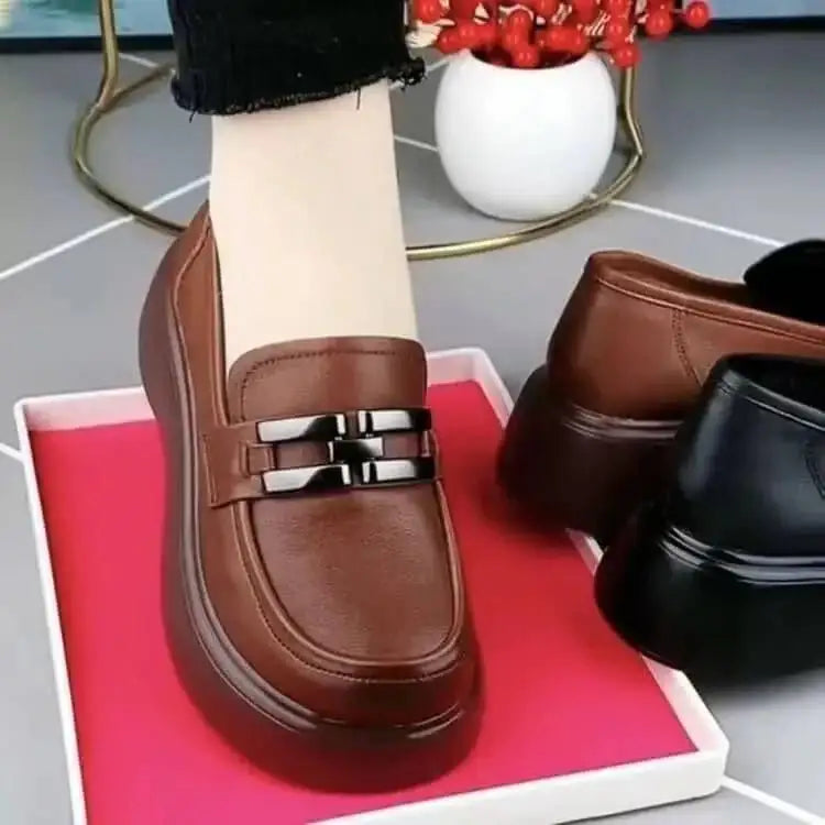 los ultimos zapatos de plataforma britanicos